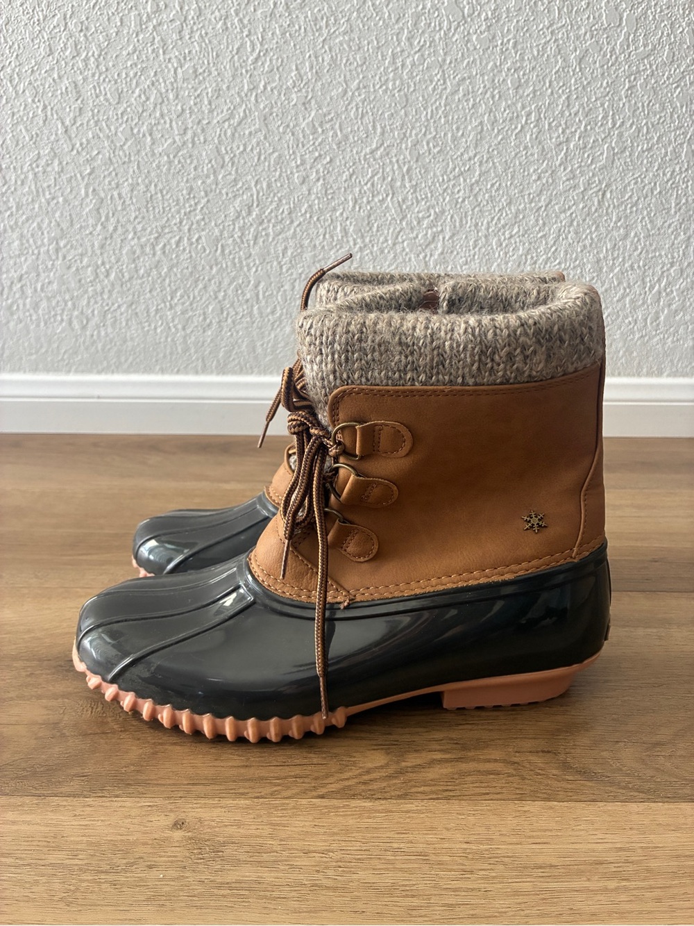 Sporto Lilia Women’s Duck Boots Size 9.5M Brown Black Faux Fur Lined
